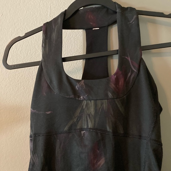 Lululemon Tank - Picture 2 of 5